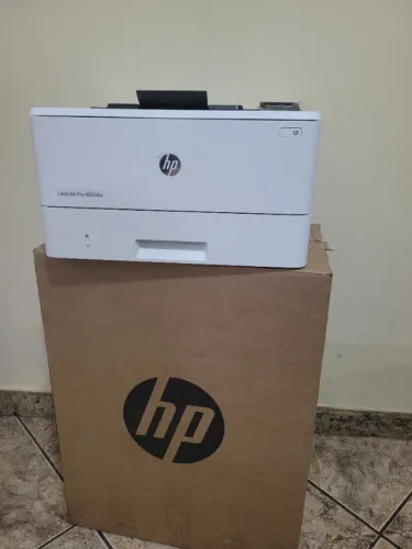 Impressora HP Laser Jet Pro 4003dw