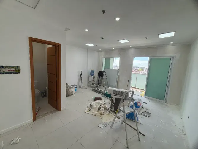 VENDO SALA COMERCIAL NO MARCO - NASCENTE - BEM LOCIZADA - 01 VAGA