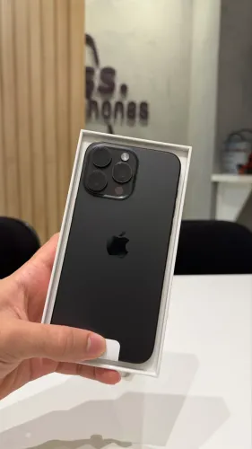 iPhone 15 PRO MAX PRETO - IMPECÁVEL