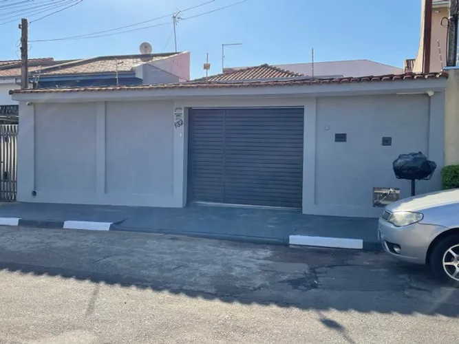 Vendo ou troco por chácara Casa com piscina