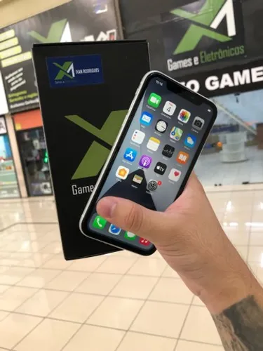 iPhone XR branco com garantia // estamos abertos hoje 