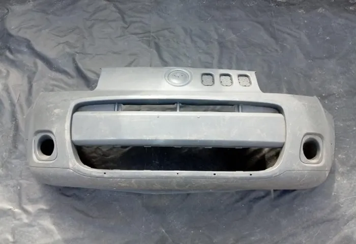 Parachoque Dianteiro Fiat Uno Vivace 2010/2015 com detalhe