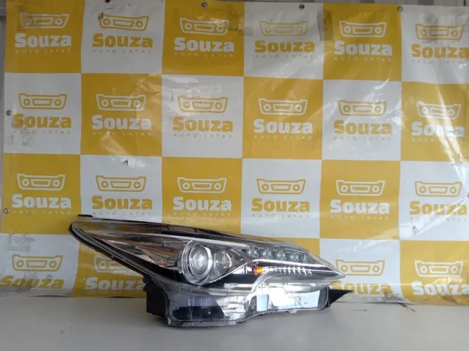 Farol Hilux SW4 2016 a 2020
