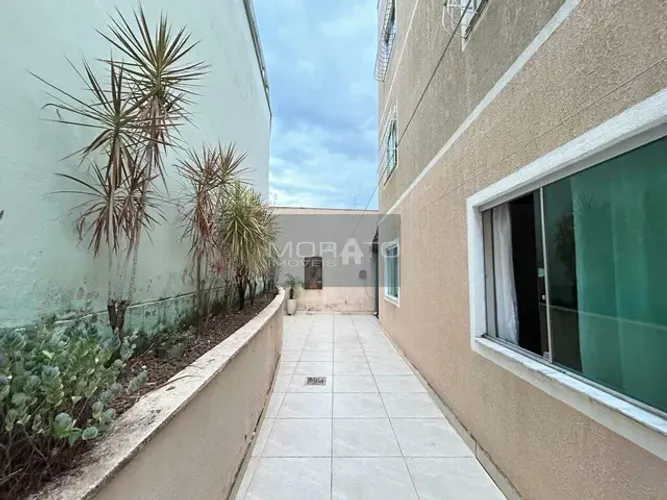 Ampla área privativa em U de 03 quartos com suíte em excelente localização no Bairro Cabra