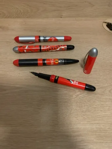 Coleção de canetas coca cola