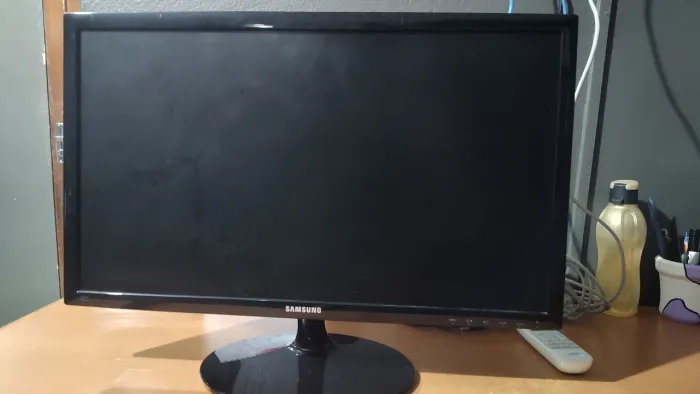 Monitor Samsung 24 Pol LED HDMI, 75hz