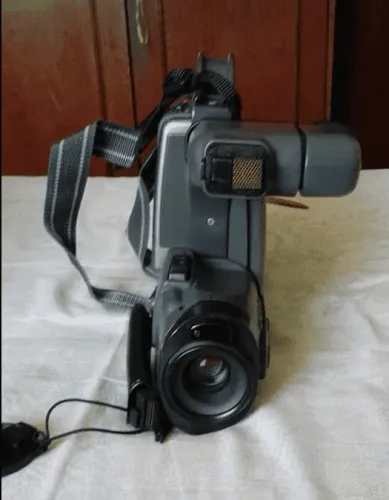 Filmadora VHS antiga item de colecionador