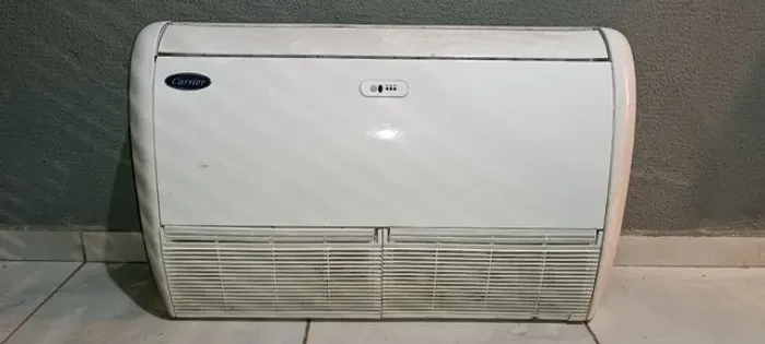 Ar condicionado Piso Teto Carrier 36.000 BTUs