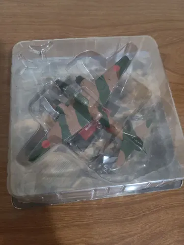 Miniatura Avião Bombardeiros WWII Mitsubishi G4M1 Type 1 - Japan.