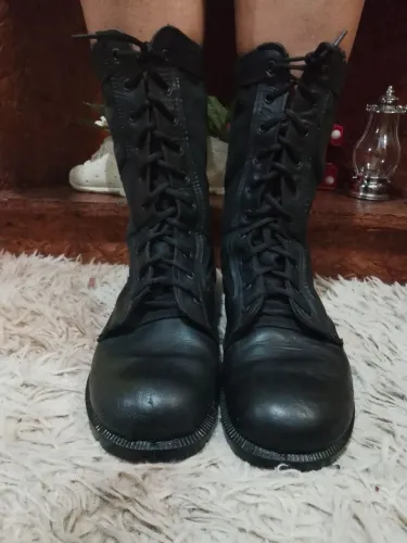 Botas Militares vintage - Preto N°39 porém calça N°37