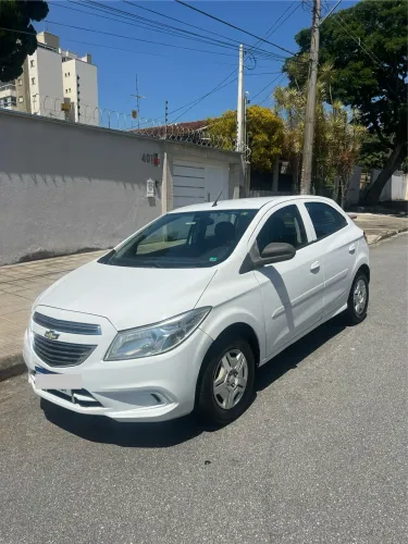 Chevrolet Onix Hatch LT 1.0 8V Flex Power Mec. 4P 2015