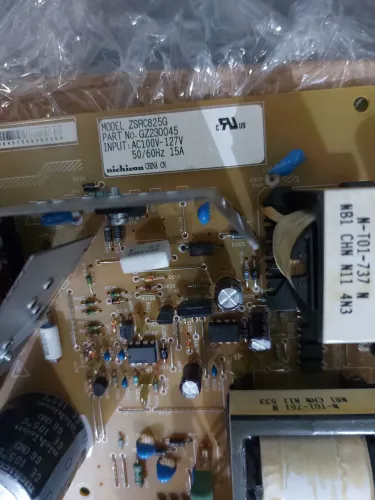 Placa Fonte para TV LCD/LED 15A - ZSRC825G