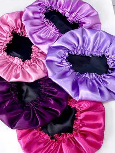 Touca de Cetim Dupla Face com regulador 