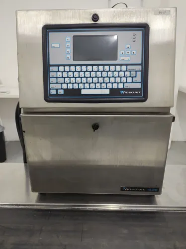 Máquina de passar lote e validade 