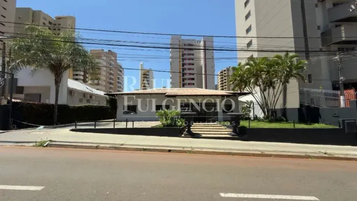 Imóvel para locação na Rua Piauí no centro de londrina