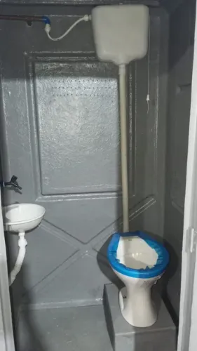 banheiro tradicional em fibra de vidro