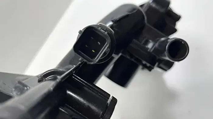 Carcaça Válvula Termostática Azera Santa Fé 3.5 2010 Á 2020