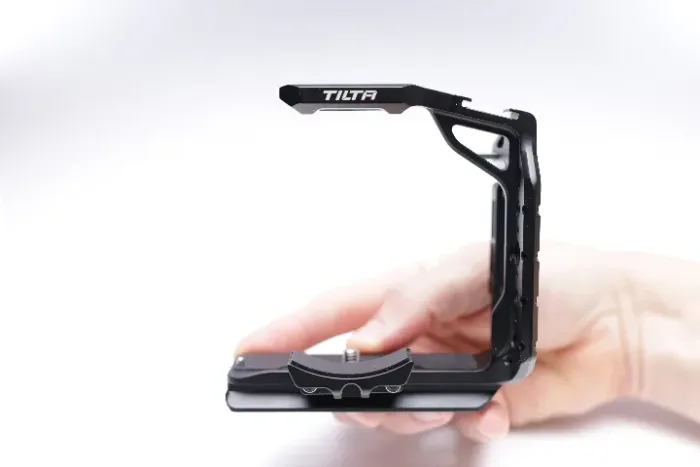 Cage Tilta Canon R5C Half Gaiola Profissional para Filmagem