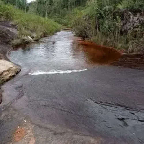 Vendo Chácara com 2mil metros quadrados, a 25 KM de Ipatinga