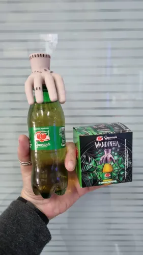 Wandinha maozinha guaraná antartica