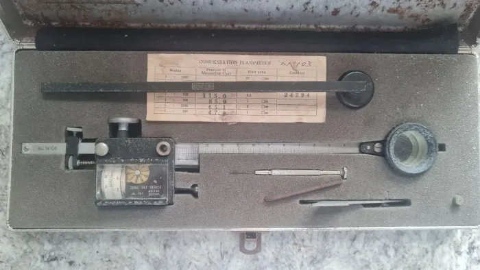 Planímetro de Compensação Koizumi