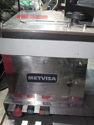 Fatiadora de Frios Industrial Automático Horizontal Lâmina 30 cm CFH 300 220v Metvisa