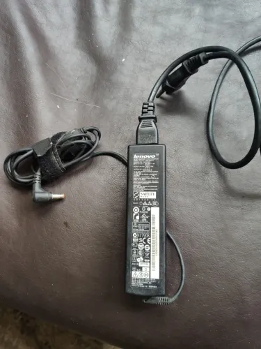 Carregador Lenovo para Notebook 65W ORIGINAL