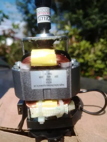 Motor Elétrico 200 W