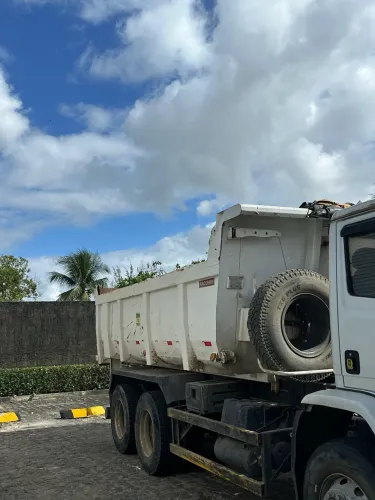 Caçamba pistão central extra das extra