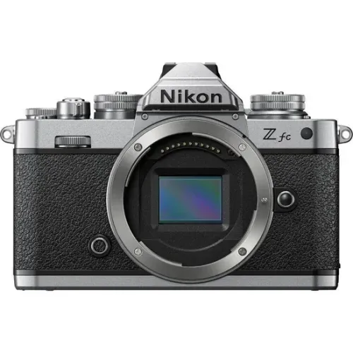 Câmera Digital Nikon Z FC 20.9MP 3.0" - Nova na caixa!