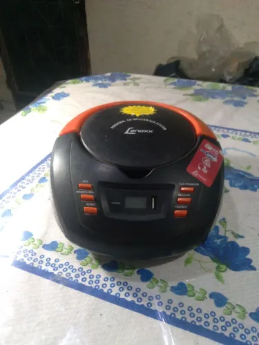 Aparelho de Som Lenoxx Portátil CD/MP3/USB/AUX