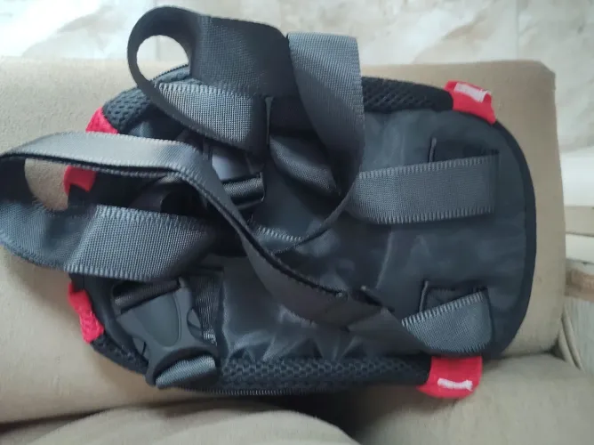 Canguru novo para cachorros pequenos.