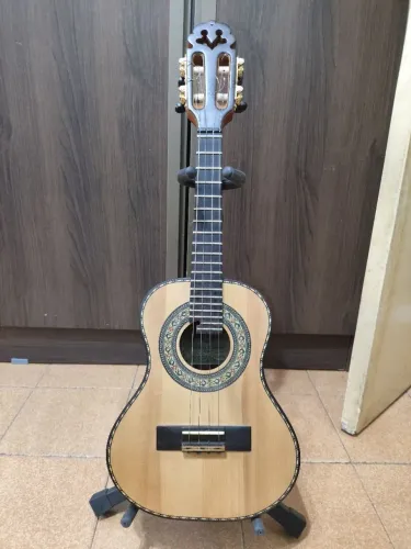 Cavaco eletroacústico J  amorim