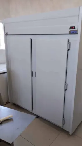 Mini câmara fria 600Kg - Marcos