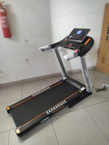 Esteira nova top de linha?