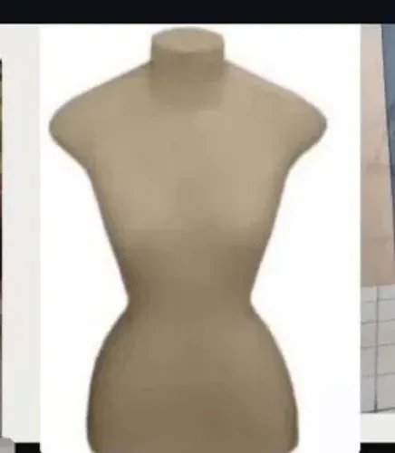 Manequim Feminino para Loja de Roupas