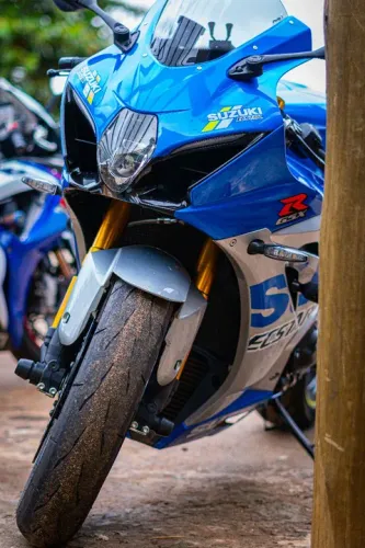 Suzuki GSX-R1000R - Esportiva Impecável