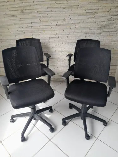 Cadeira de Escritório Roal
