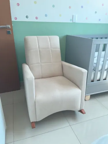 Vendo POLTRONA amamentação/balanço