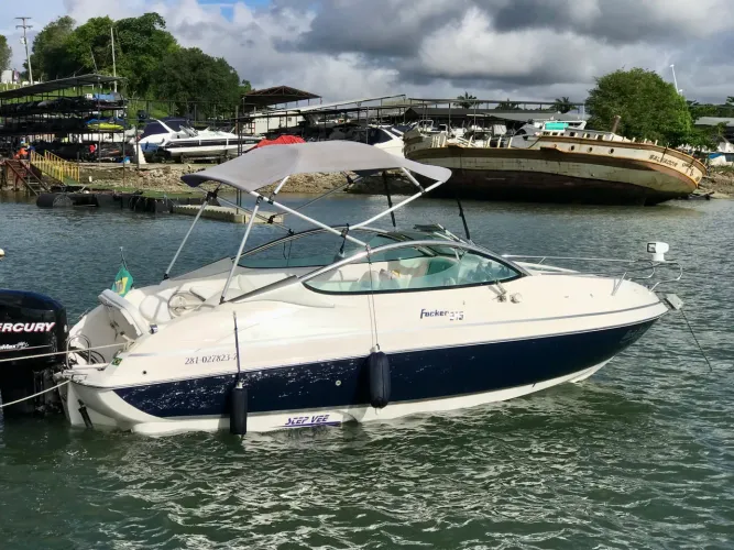 Lancha Focker 215 novíssima raridade