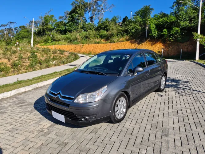 Citroen C4 Pallas GLX 2.0/ 2.0 Flex Aut. 2010