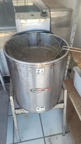 Fritadeira industrial elétrica 