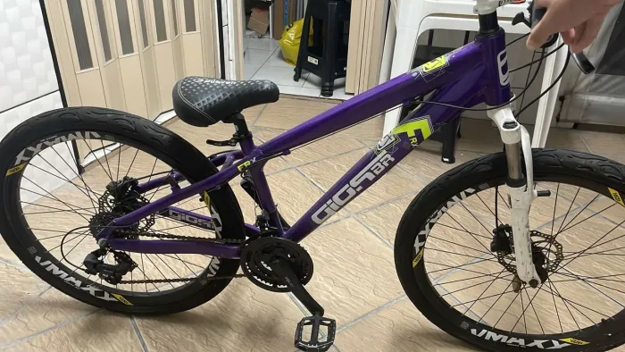 Bicicleta Gios BR aro 26 de alumínio roxa