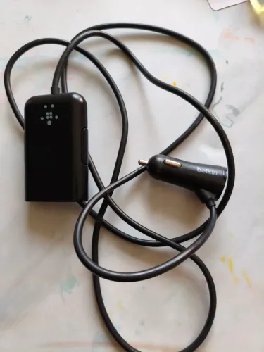 Estensor Belkin USB para carros