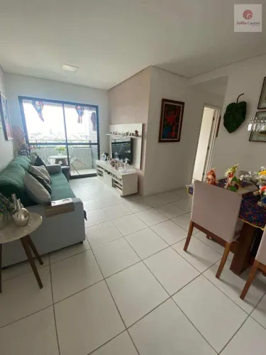 VENDO ÓTIMO APARTAMENTO COM 02 QUARTOS NO TORREÃO - RECIFE