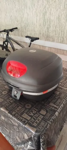 BAÚ GIVI + SUPORTE COMPLETO - SÓ INSTALAR E USAR!