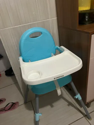 cadeira infantil de alimentação