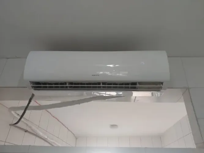 Ar- condicionado Split Agratto 30.000 BTU - Excelente condições