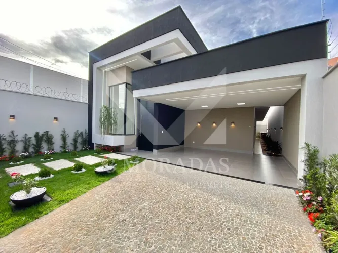 Casa 3 Suítes Sozinha no Lote no Residencial Humaitá