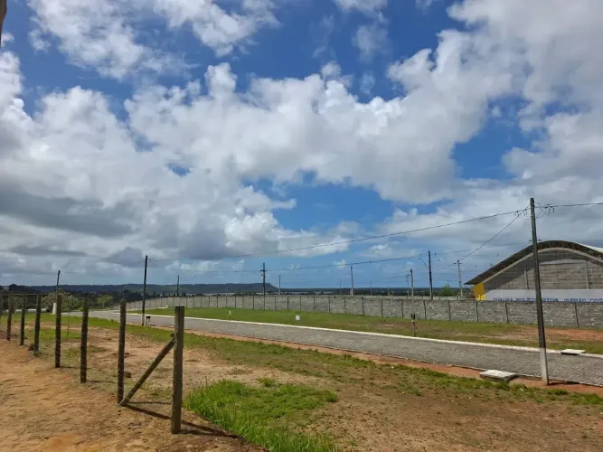 OPORTUNIDADE DE INVESTIMENTO LOTE À VENDA NO CONDOMÍNIO PORTO MONTE